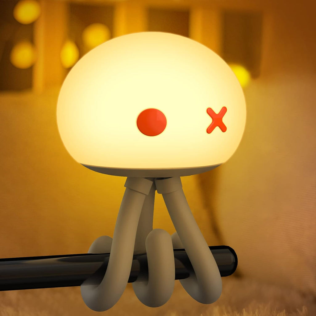 Jellyfish creative light Cute mini baby bedroom sleep feeding eye protection lamp deformation pat silicone night light