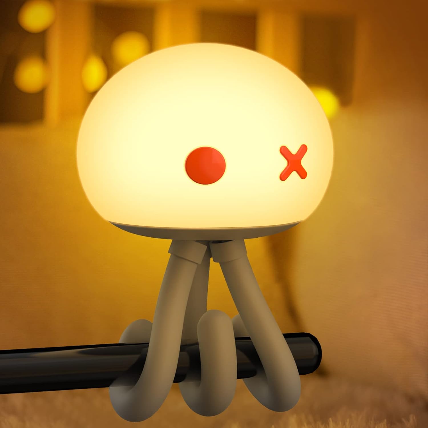 Jellyfish creative light Cute mini baby bedroom sleep feeding eye protection lamp deformation pat silicone night light